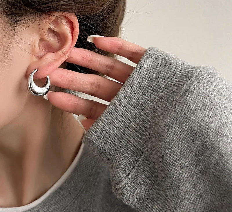 Lennik Oval Earrings