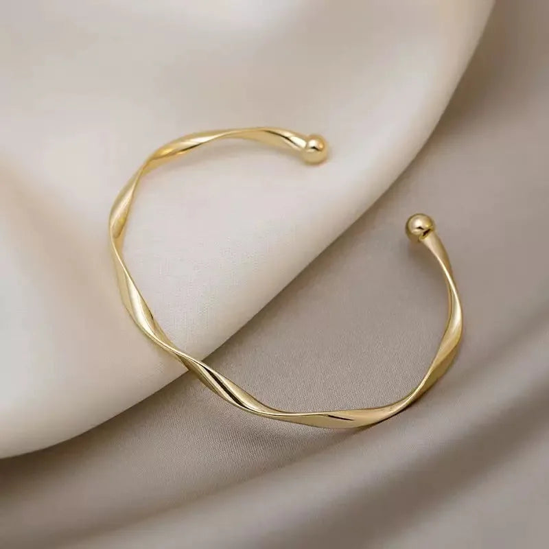 Geometric Bangle