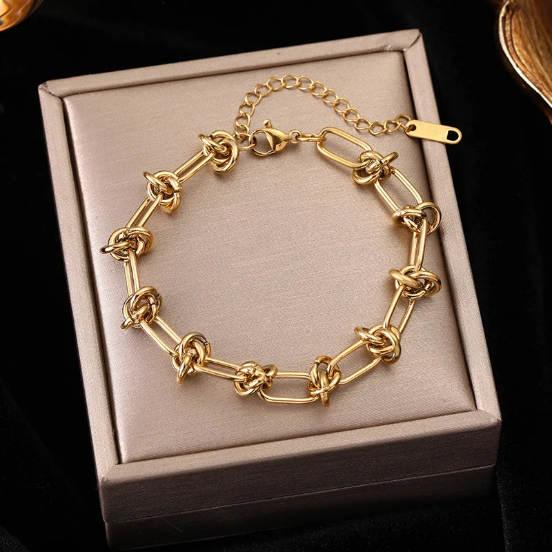 EILIECK Trendy Gold Twist Bangle